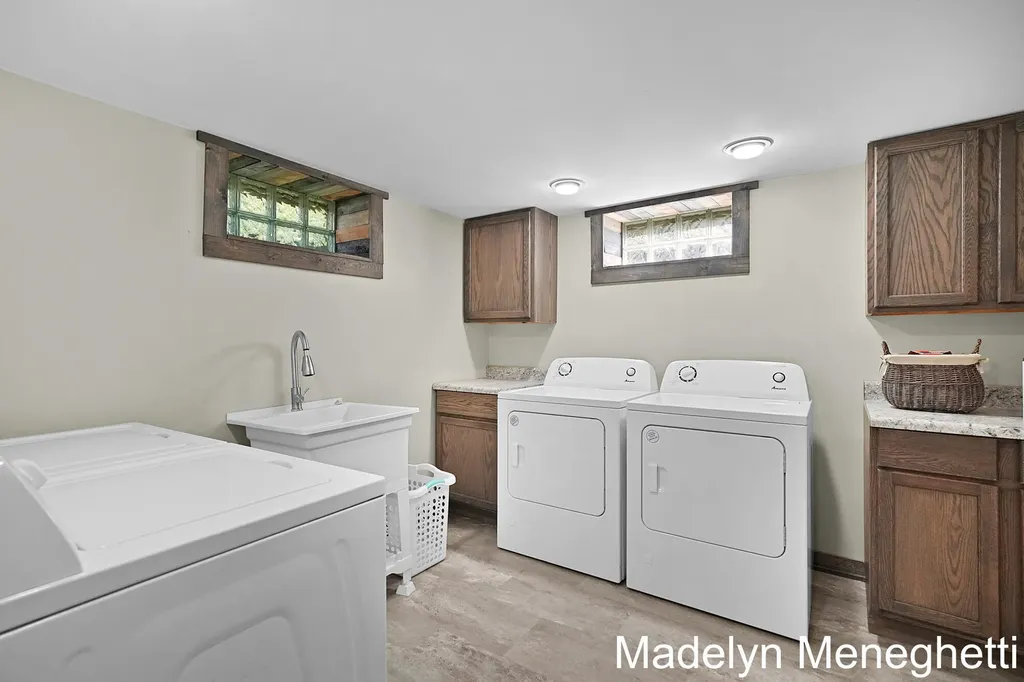 2765 Baldwin Street Georgetown Charter Township MI 49428