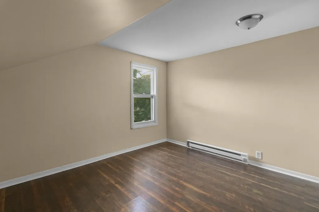 2645 Longstreet Avenue SW Wyoming City MI 49509