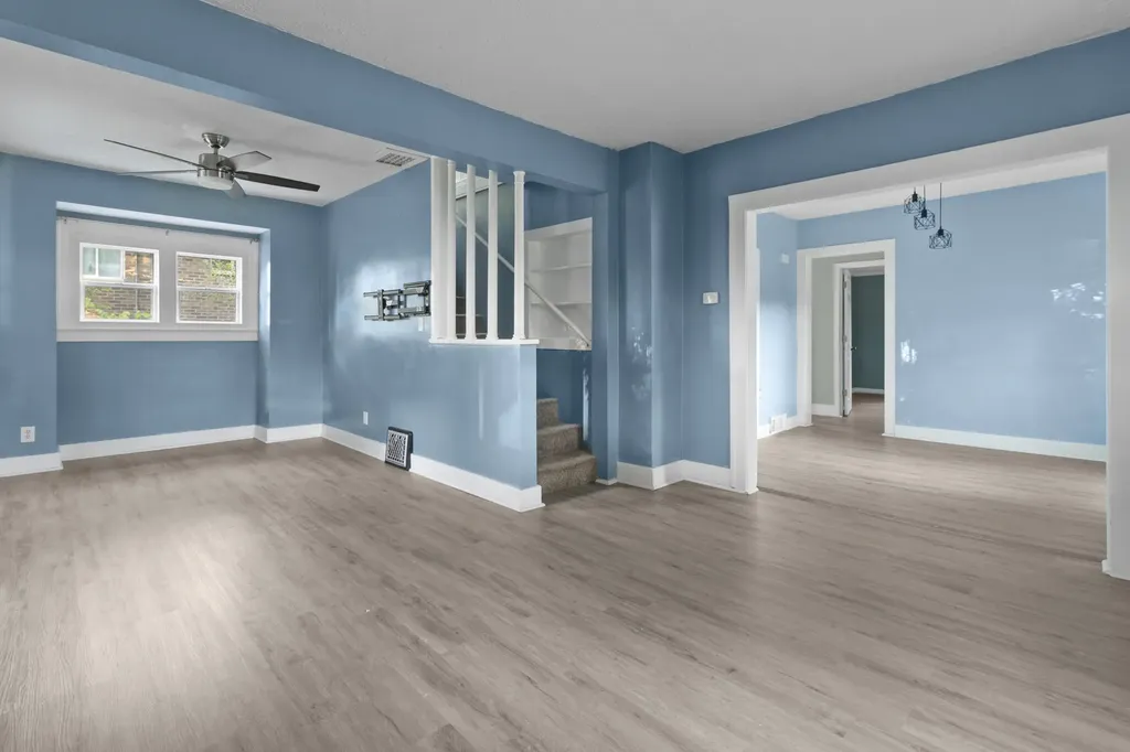 2645 Longstreet Avenue SW Wyoming City MI 49509