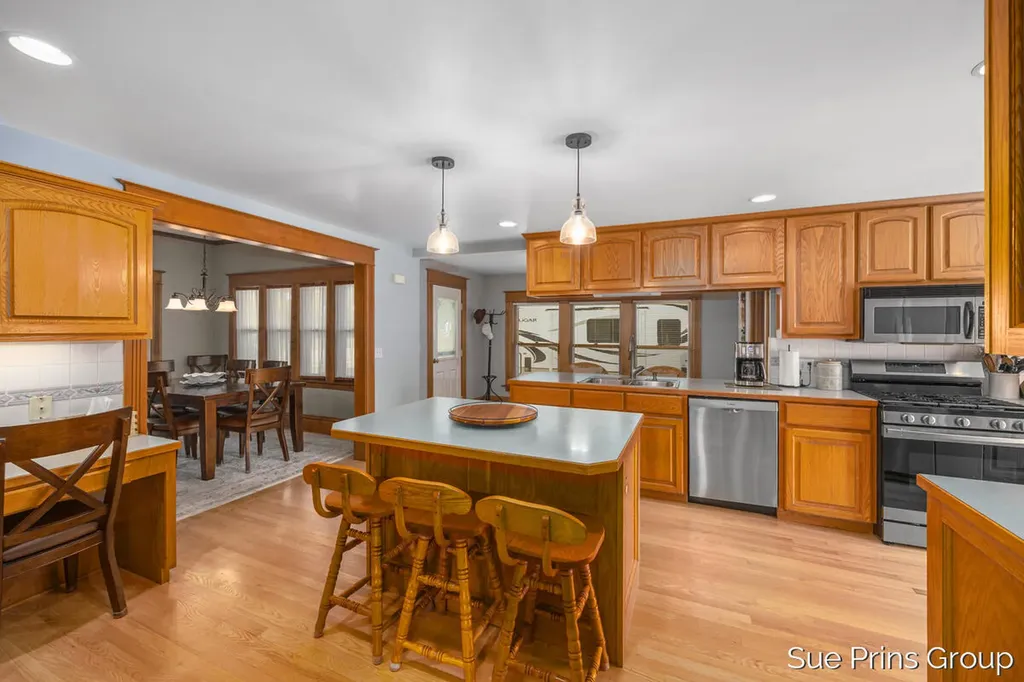 3836 30th Street SW Grandville City MI 49418