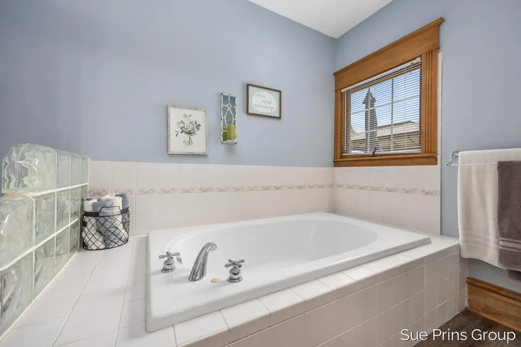 3836 30th Street SW Grandville City MI 49418