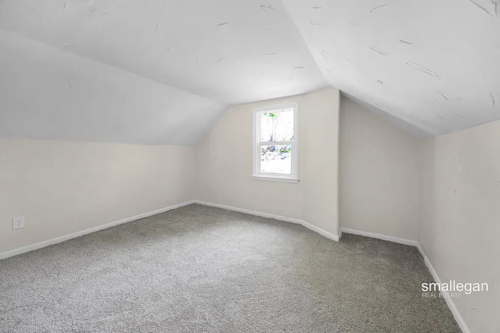 885 Oak Avenue Muskegon City MI 49442