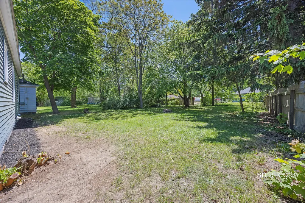 885 Oak Avenue Muskegon City MI 49442