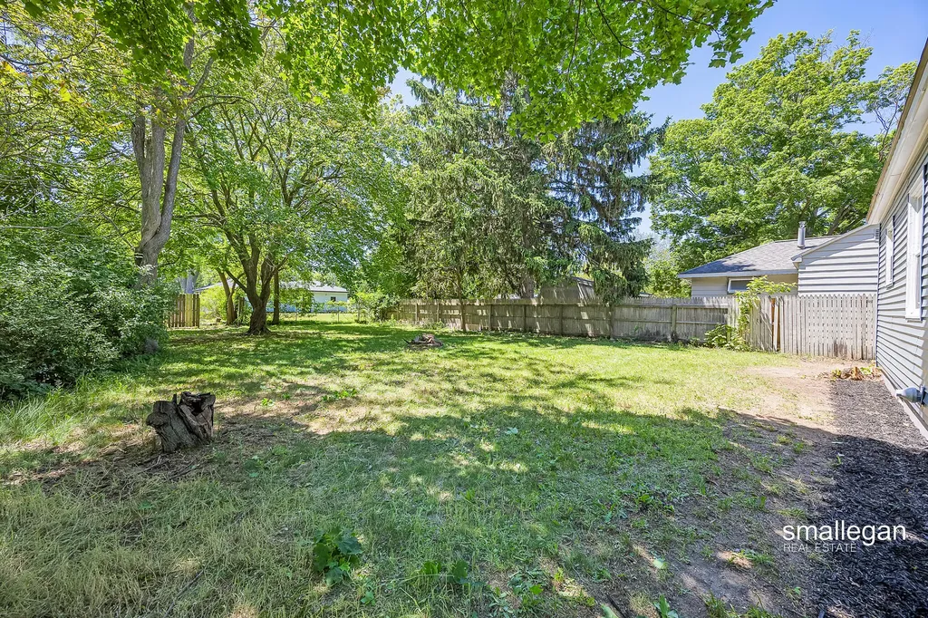885 Oak Avenue Muskegon City MI 49442