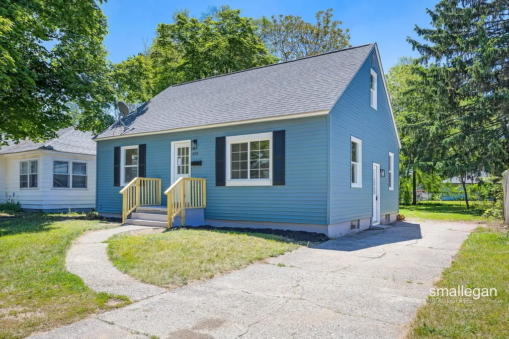885 Oak Avenue Muskegon City MI 49442