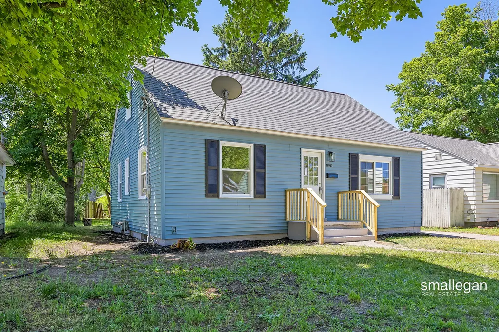 885 Oak Avenue Muskegon City MI 49442