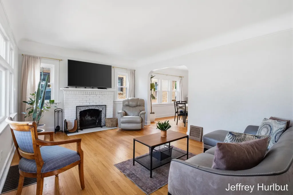 1430 Johnston Street SE Grand Rapids City MI 49507
