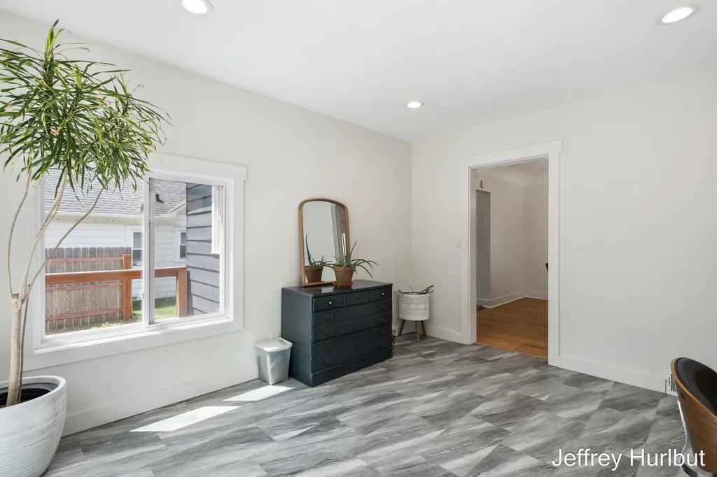 1430 Johnston Street SE Grand Rapids City MI 49507