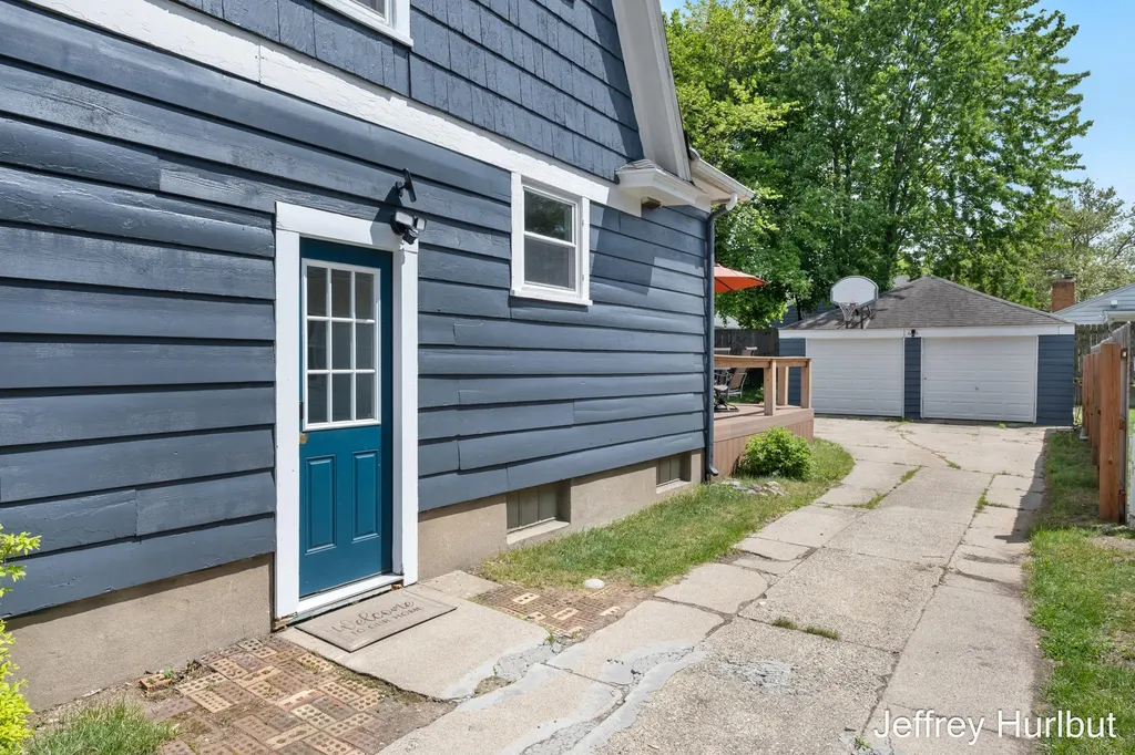 1430 Johnston Street SE Grand Rapids City MI 49507