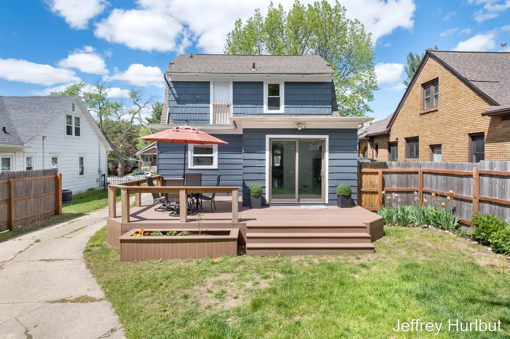 1430 Johnston Street SE Grand Rapids City MI 49507