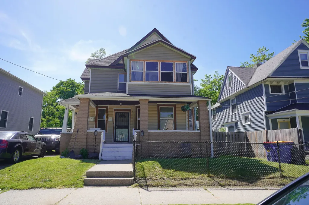 827 Geneva Avenue SE Grand Rapids City MI 49507