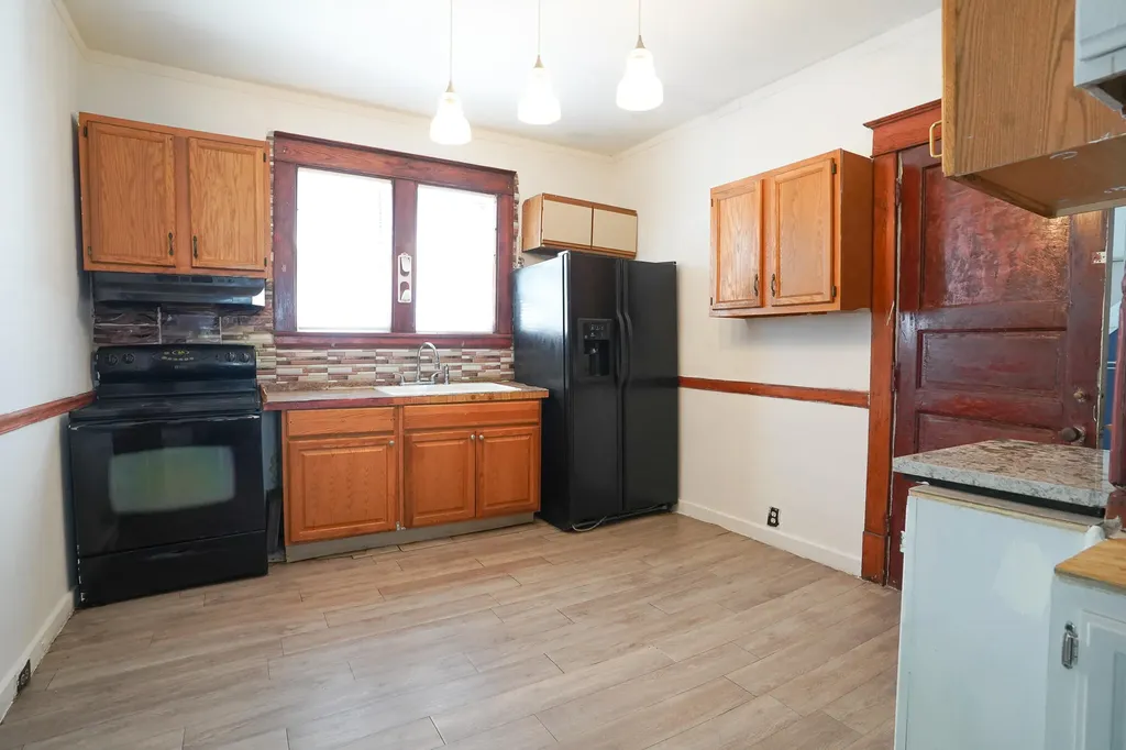 827 Geneva Avenue SE Grand Rapids City MI 49507