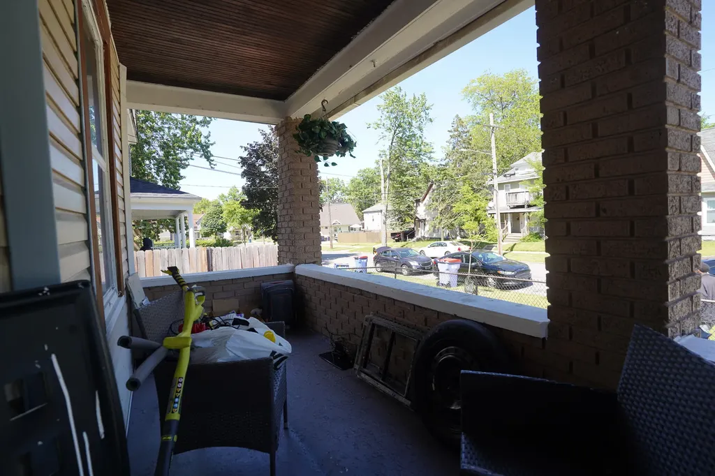 827 Geneva Avenue SE Grand Rapids City MI 49507