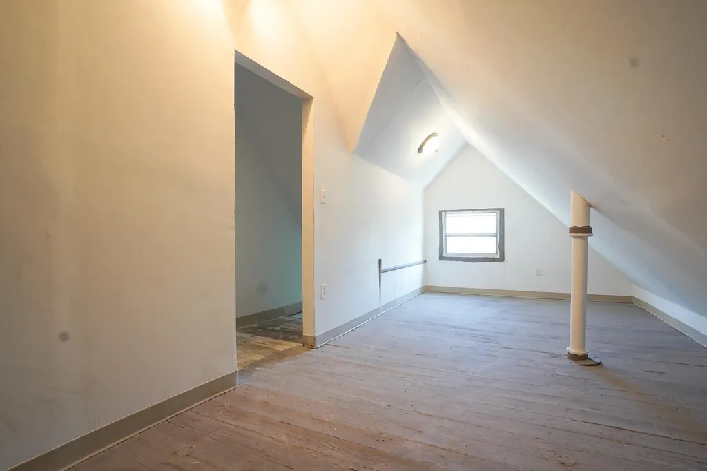 827 Geneva Avenue SE Grand Rapids City MI 49507