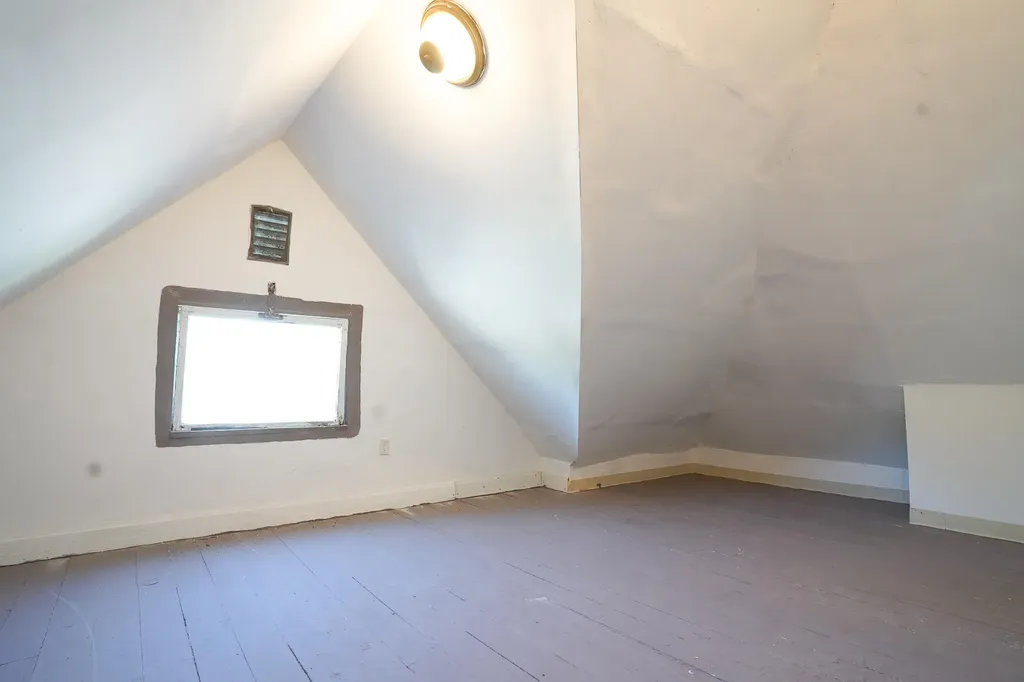 827 Geneva Avenue SE Grand Rapids City MI 49507