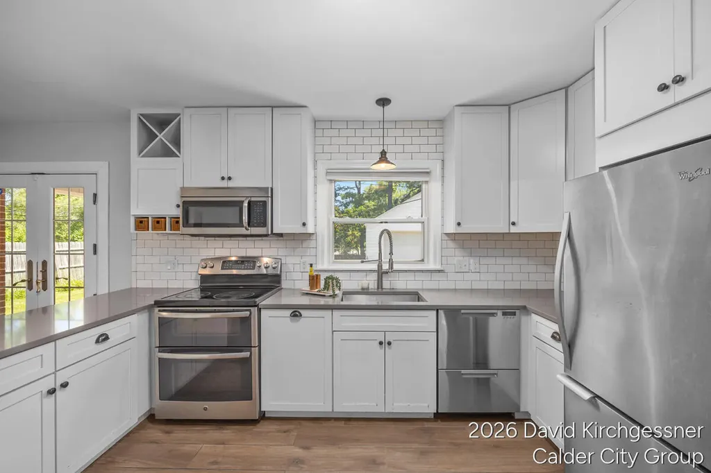 866 Dorroll Street NE Grand Rapids City MI 49505