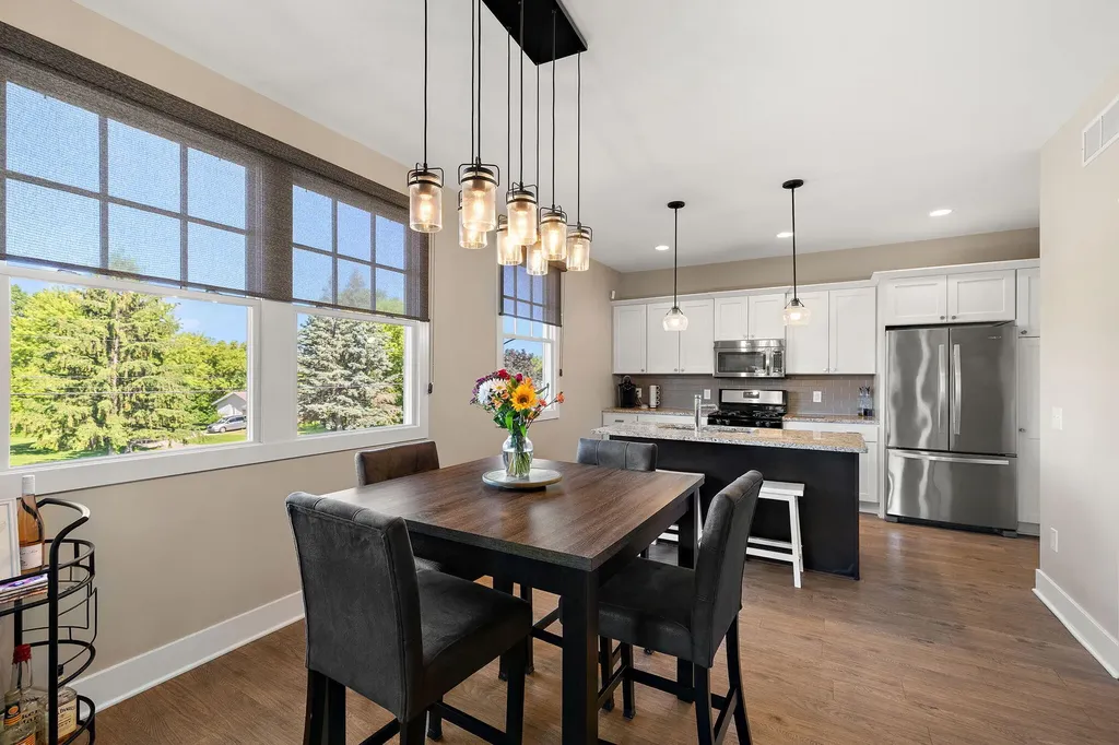 2084 Celadon Drive NE Grand Rapids Charter Township MI 49525