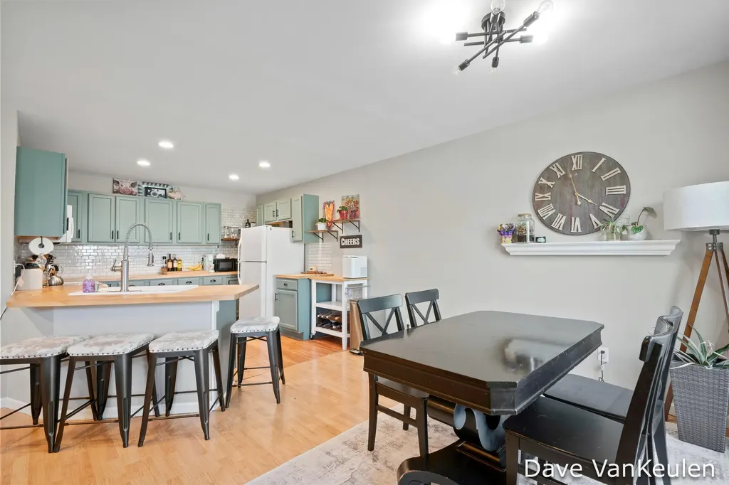 879 Flat River Court SE Vergennes Township MI 49331