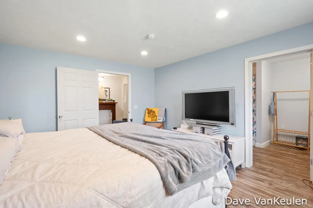 879 Flat River Court SE Vergennes Township MI 49331