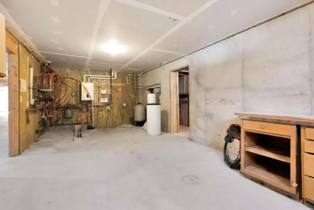 879 Flat River Court SE Vergennes Township MI 49331