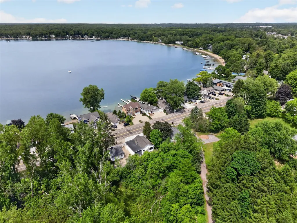 7235 Belding Road NE Cannon Township MI 49341