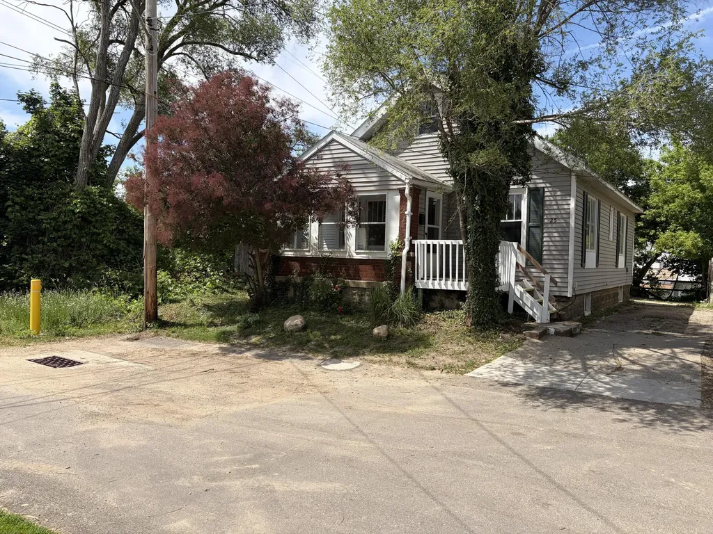 25 Page Street NE Grand Rapids City MI 49505