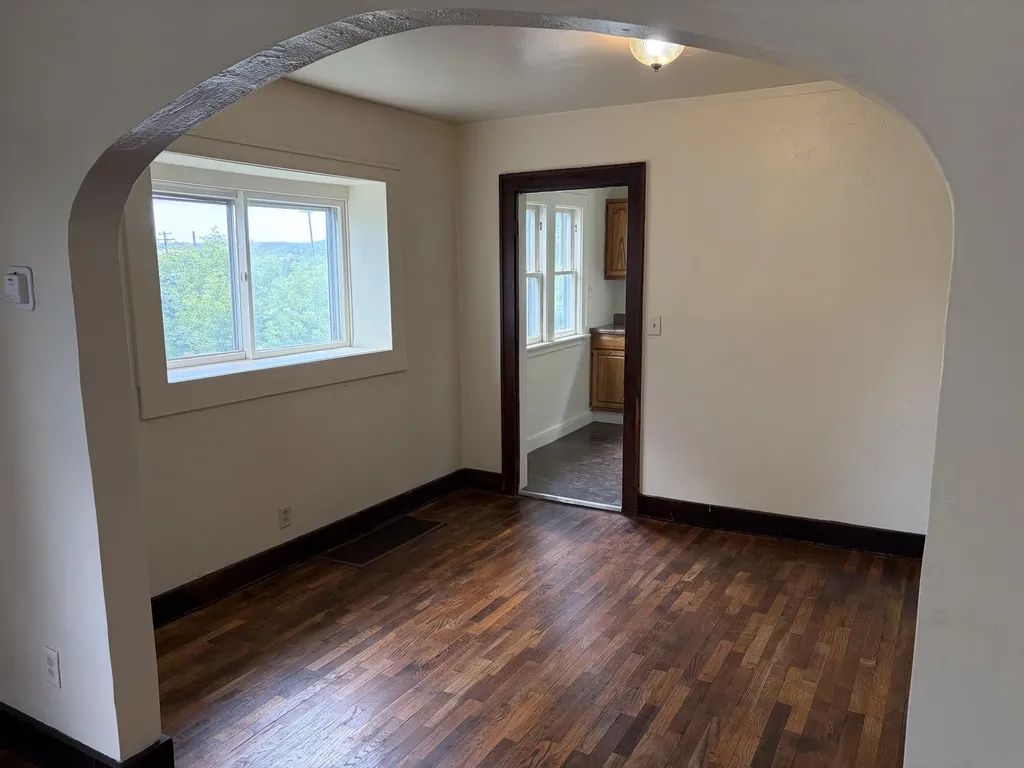 25 Page Street NE Grand Rapids City MI 49505