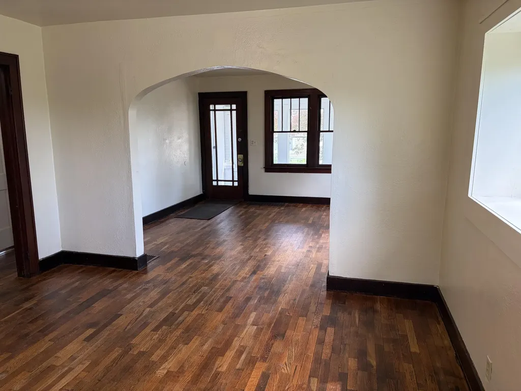 25 Page Street NE Grand Rapids City MI 49505