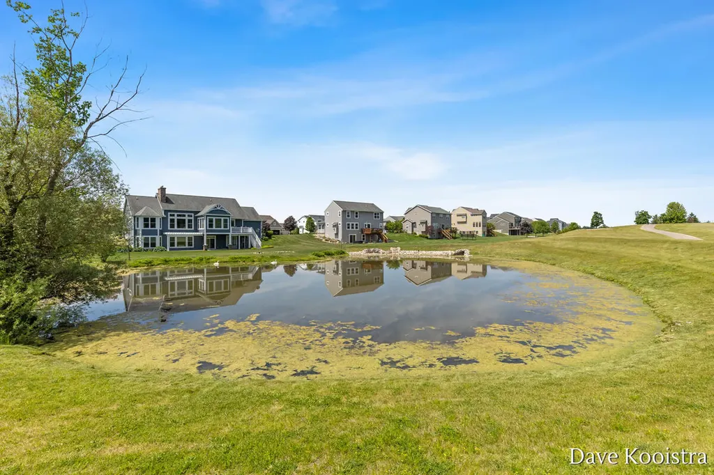 4145 Boulder View Drive NE Plainfield Charter Township MI 49306