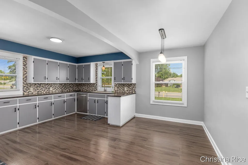 866 76th Street SE Gaines Charter Township MI 49315