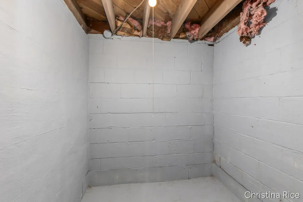 866 76th Street SE Gaines Charter Township MI 49315
