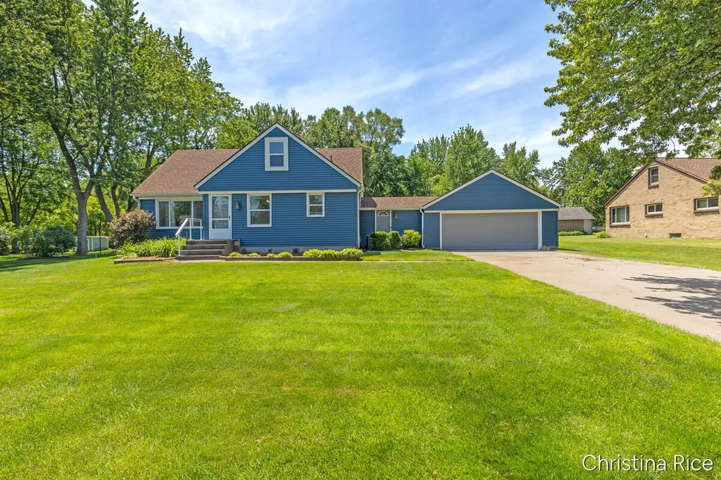 866 76th Street SE Gaines Charter Township MI 49315