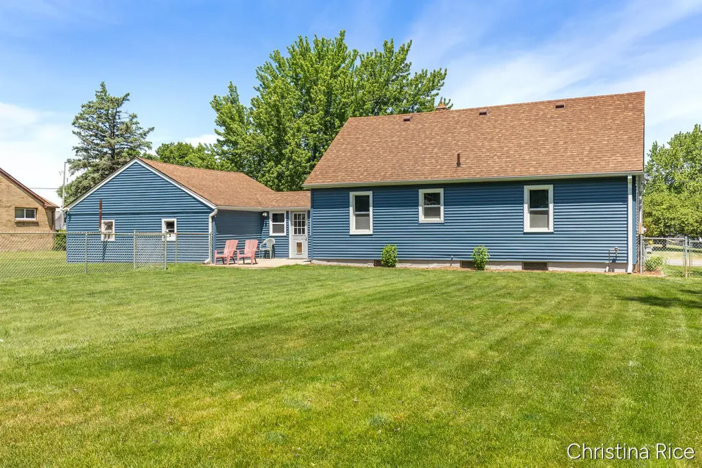 866 76th Street SE Gaines Charter Township MI 49315