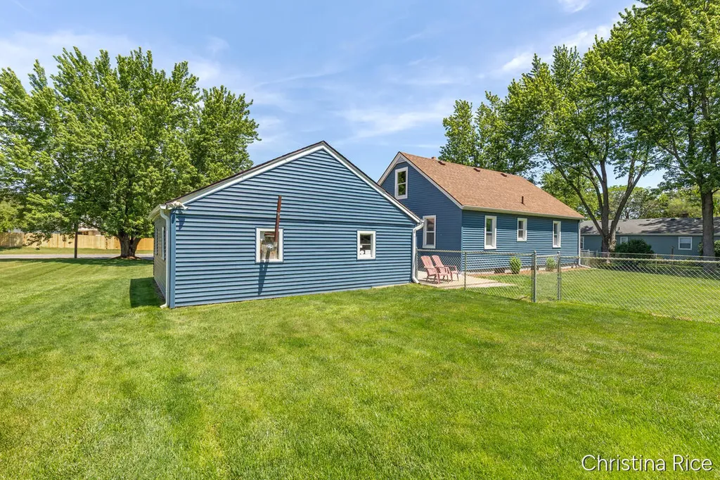 866 76th Street SE Gaines Charter Township MI 49315