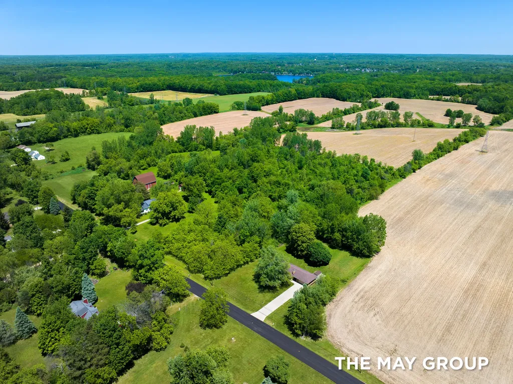 6590 Division Avenue NE Plainfield Charter Township MI 49321