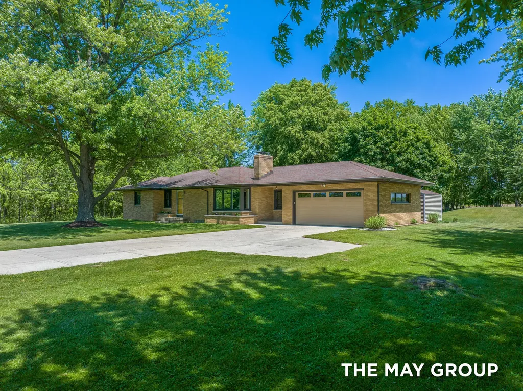 6590 Division Avenue NE Plainfield Charter Township MI 49321
