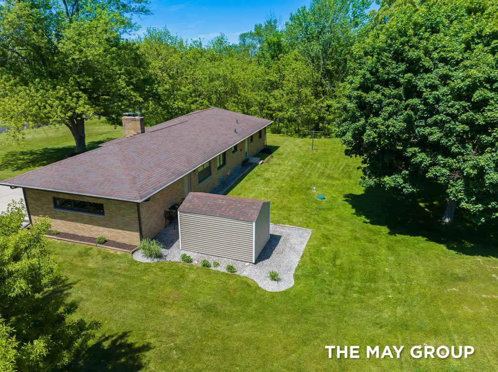 6590 Division Avenue NE Plainfield Charter Township MI 49321