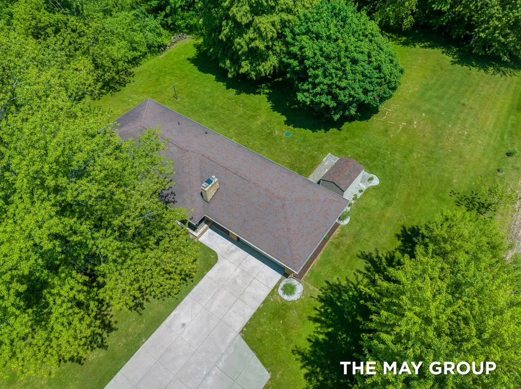 6590 Division Avenue NE Plainfield Charter Township MI 49321
