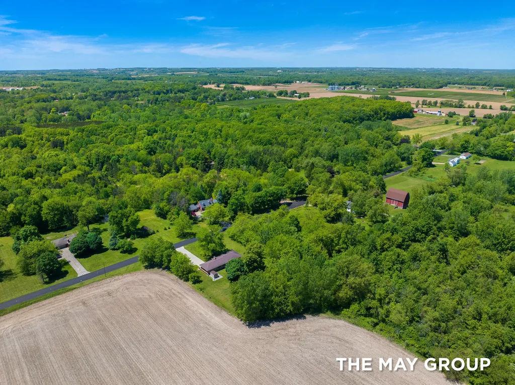 6590 Division Avenue NE Plainfield Charter Township MI 49321