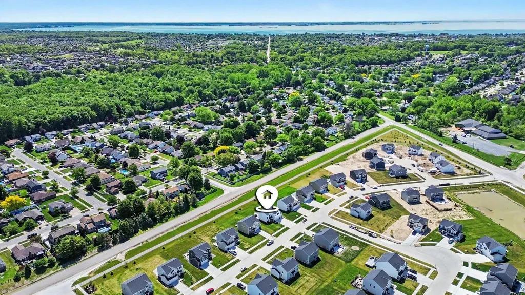 54566 Heron Circle Chesterfield Township MI 48047