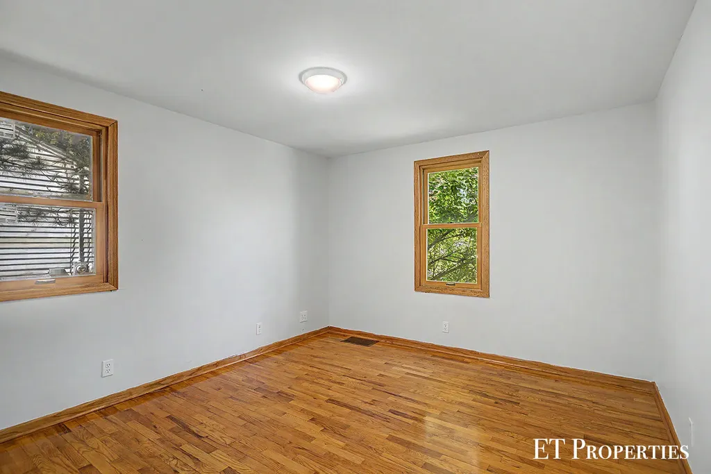 3739 Grape Avenue NE Plainfield Charter Township MI 49525
