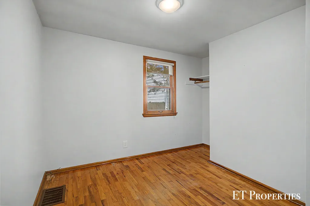 3739 Grape Avenue NE Plainfield Charter Township MI 49525