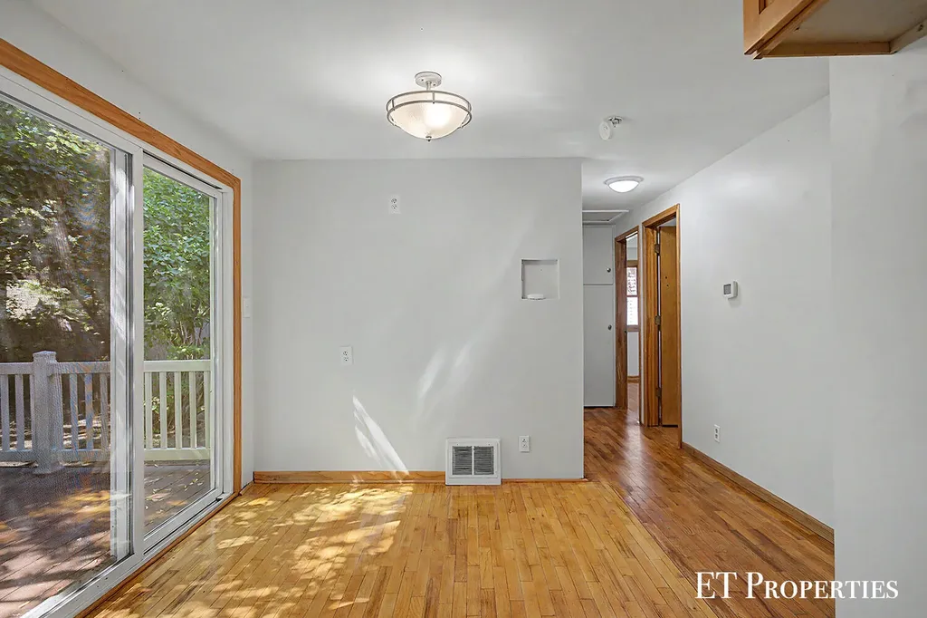 3739 Grape Avenue NE Plainfield Charter Township MI 49525