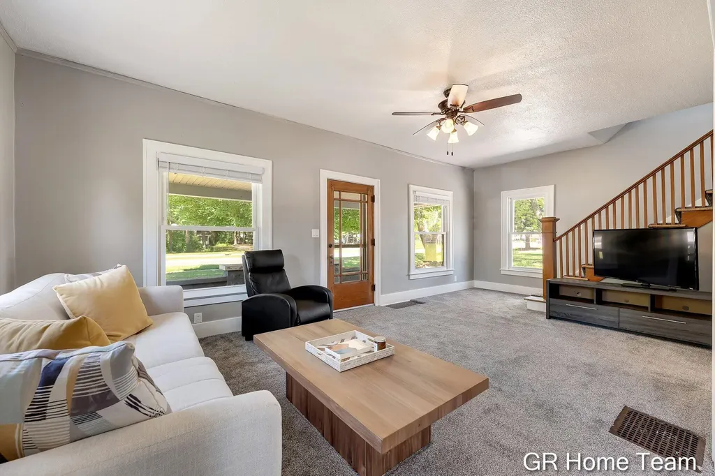 3744 Clyde Park Avenue SW Wyoming City MI 49509