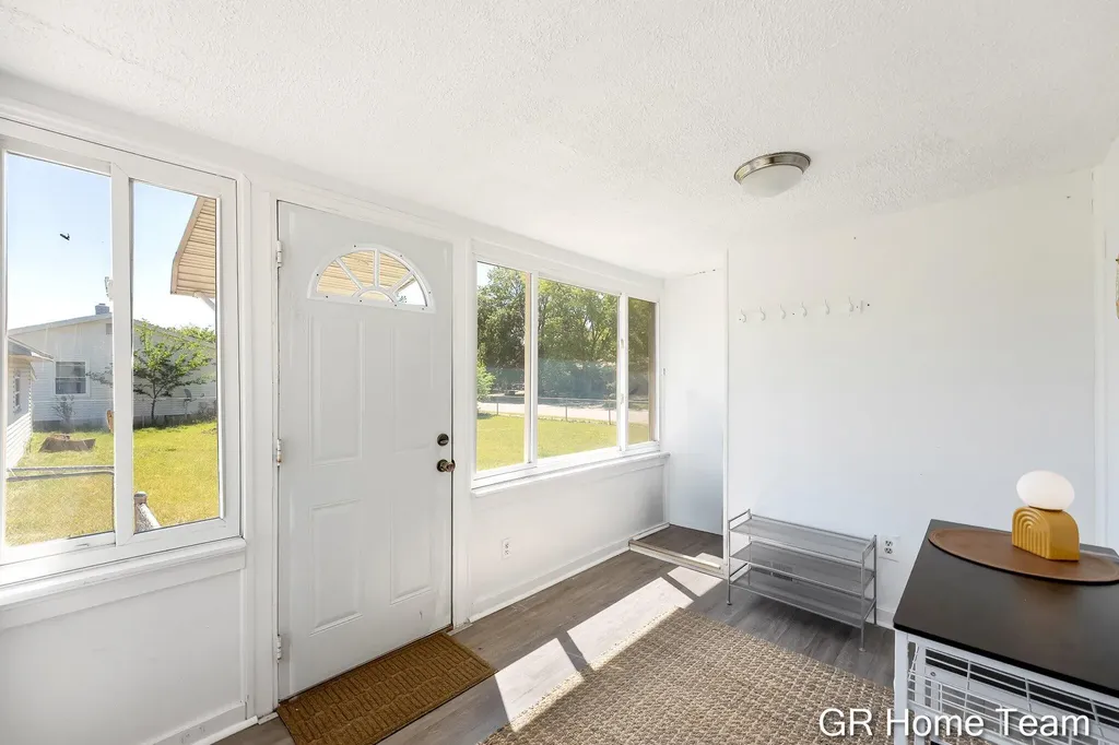 3744 Clyde Park Avenue SW Wyoming City MI 49509