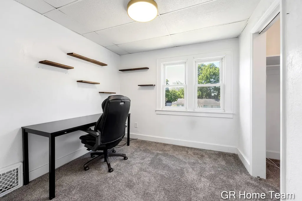 3744 Clyde Park Avenue SW Wyoming City MI 49509