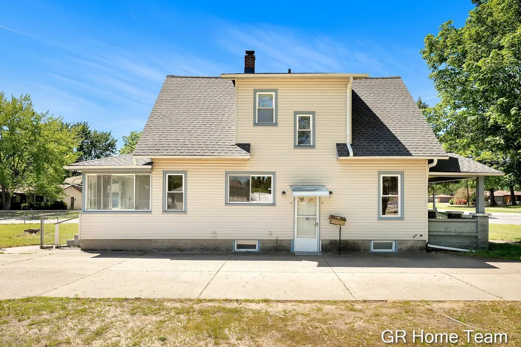 3744 Clyde Park Avenue SW Wyoming City MI 49509
