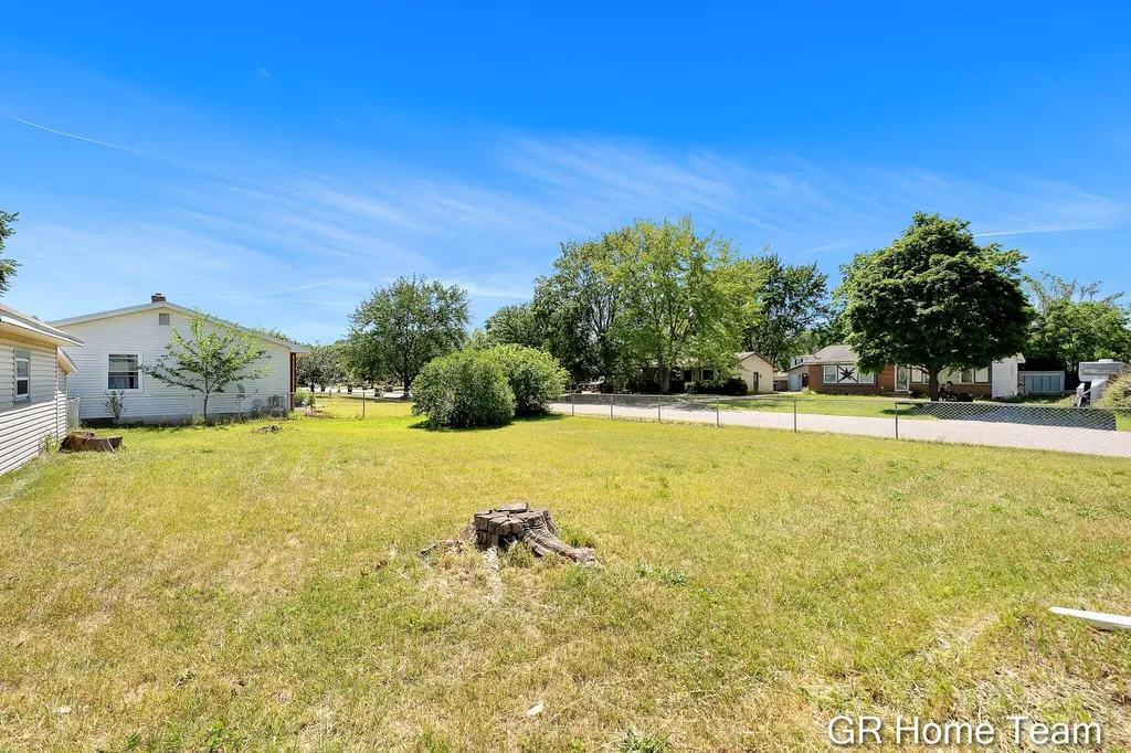 3744 Clyde Park Avenue SW Wyoming City MI 49509