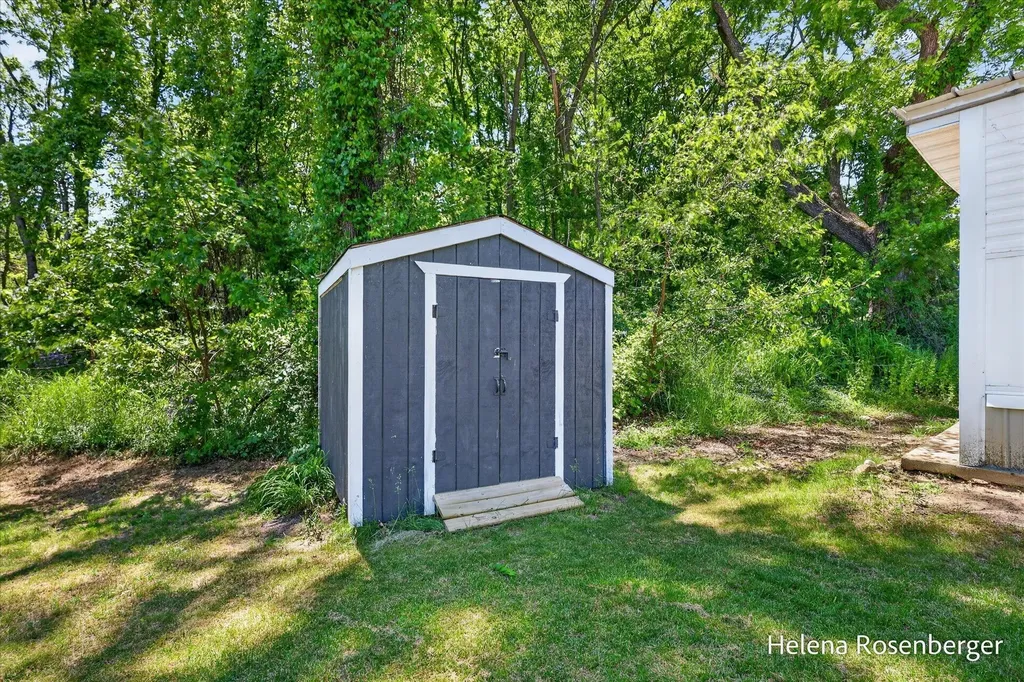 10604 Peachtree Street Prairieville Township MI 49080
