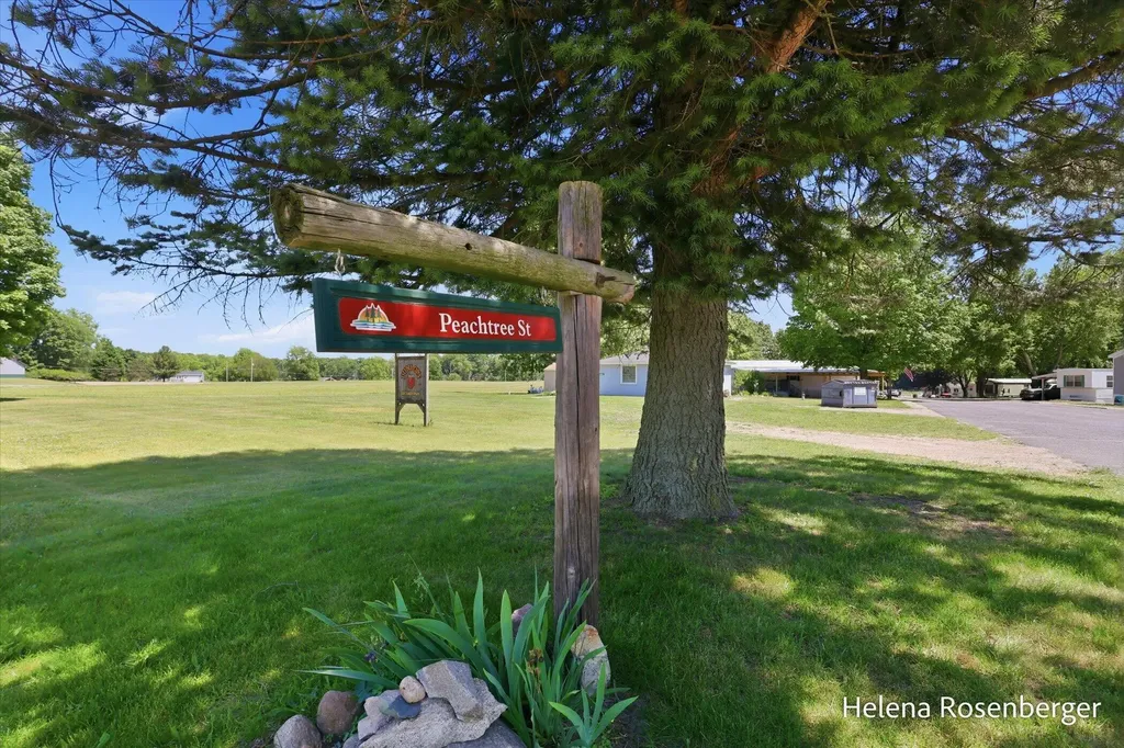 10604 Peachtree Street Prairieville Township MI 49080